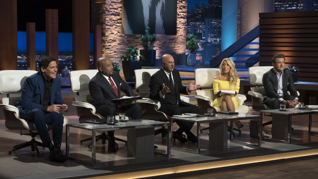 MARK CUBAN, DAYMOND JOHN, KEVIN O'LEARY, LORI GREINER, ROBERT HERJAVEC