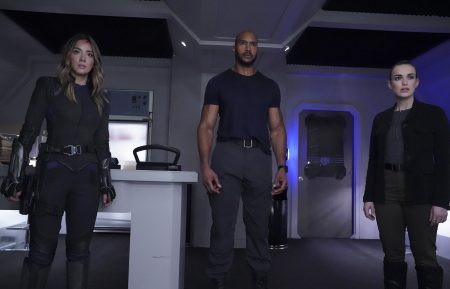 Chloe Bennet, Henry Simmons, Elizabeth Henstridge in Marvel’s Agents of S.H.I.E.L.D.