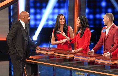 STEVE HARVEY, NIKKI BELLA, BRIE BELLA, JJ GARCIA