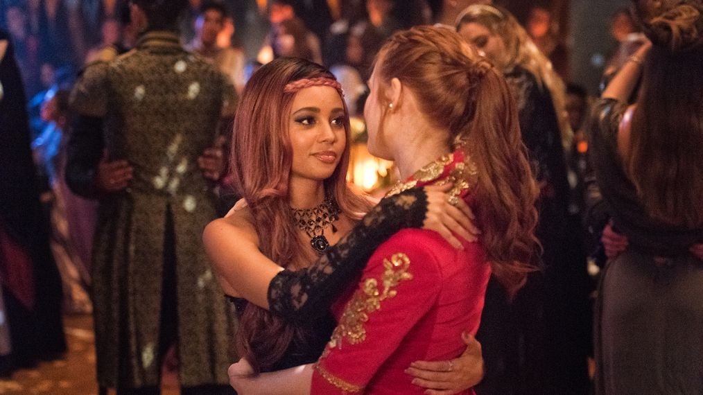Vanessa Morgan and Madelaine Petsch in Riverdale - 
