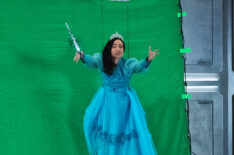 Courtney Ford behind the scenes of DC Legends of Tomorrow - 'Terms of Service'