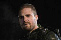 Arrow - Stephen Amell as Oliver Queen/Green - 'Inheritance'