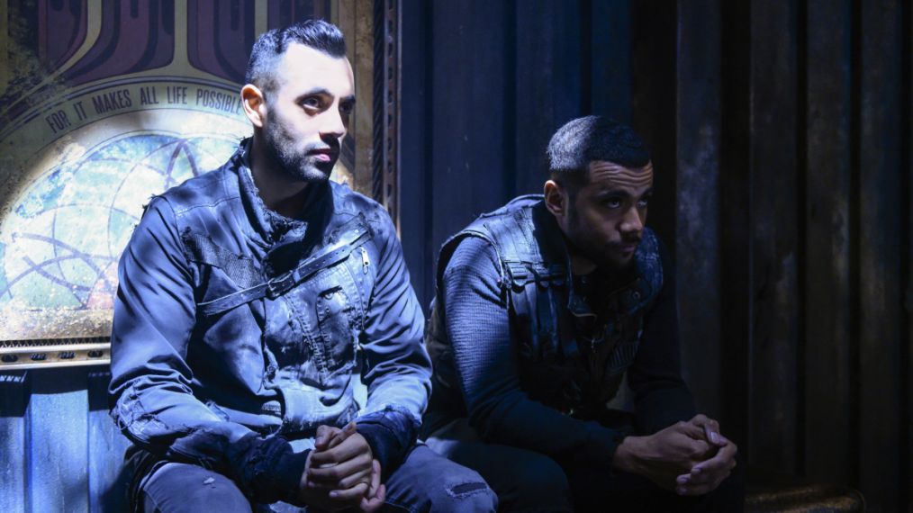 Sachin Sahel as Jackson and Jarod Joseph as Miller in The 100 - 'Matryoshka'