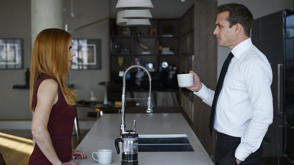 Sarah Rafferty and Gabriel Macht on Suits - Season 9