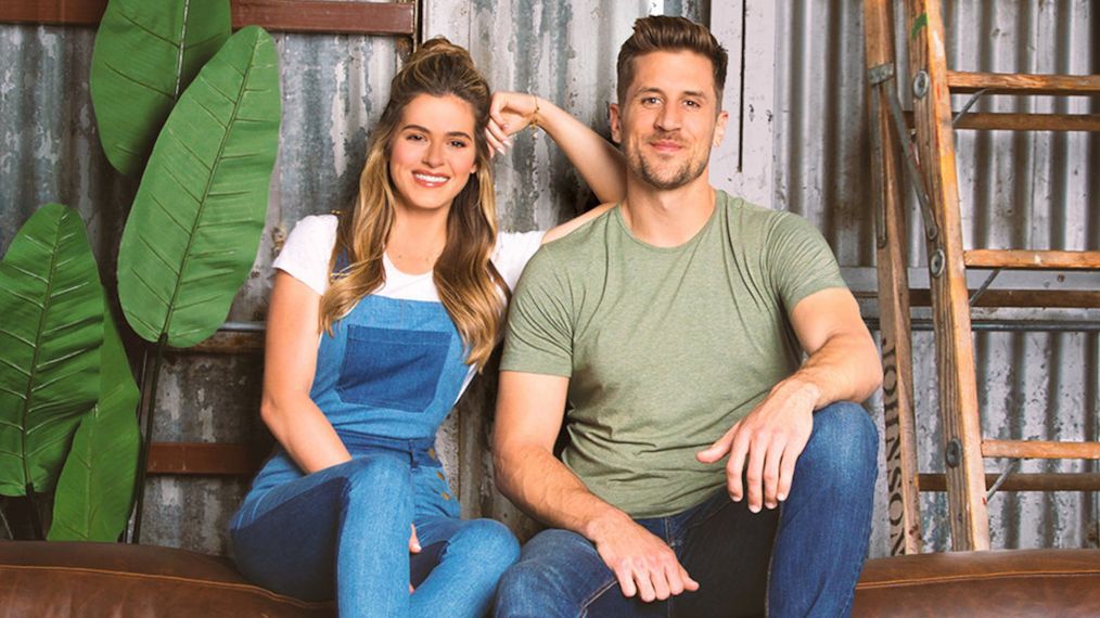 Cash Pad - Season 1 - JoJo Fletcher and Jordan Rodgers