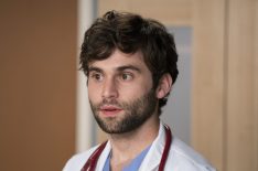 'Grey's Anatomy's Jake Borelli Previews 'Shifts' at Grey Sloan Memorial in Season 16