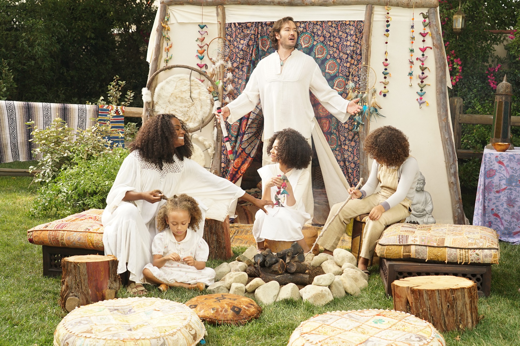 Roush Review ABC's 'blackish' Spinoff 'mixedish' & 'Emergence'