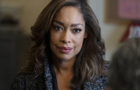 Gina Torres in Suits - Season 1