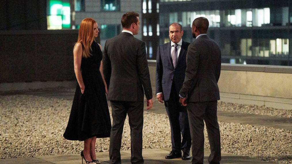 Suits - Season 9 - Sarah Rafferty as Donna Paulsen, Gabriel Macht as Harvey Specter, Rick Hoffman as Louis Litt, Dule Hill as Alex