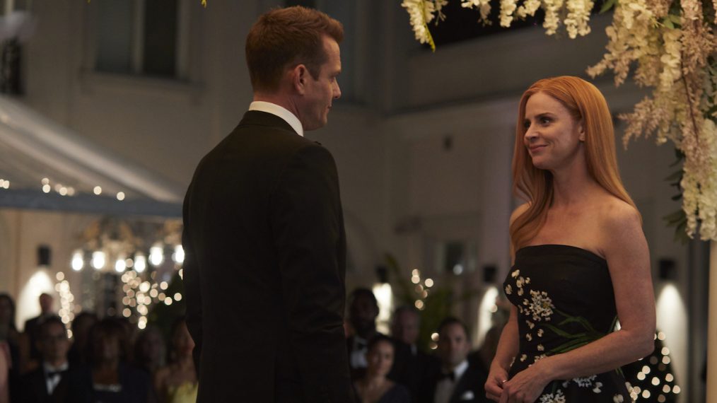 Suits - Season 9 - Gabriel Macht and Sarah Rafferty