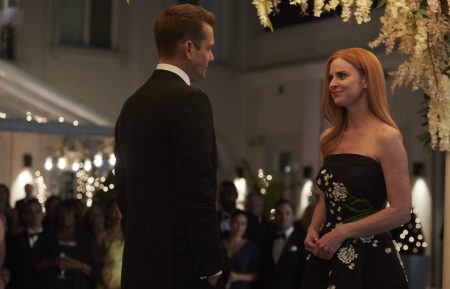 Suits - Season 9 - Gabriel Macht and Sarah Rafferty