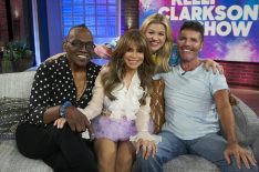 Kelly Clarkson Reunites With Her 'American Idol' Judges on Talk Show (VIDEO)