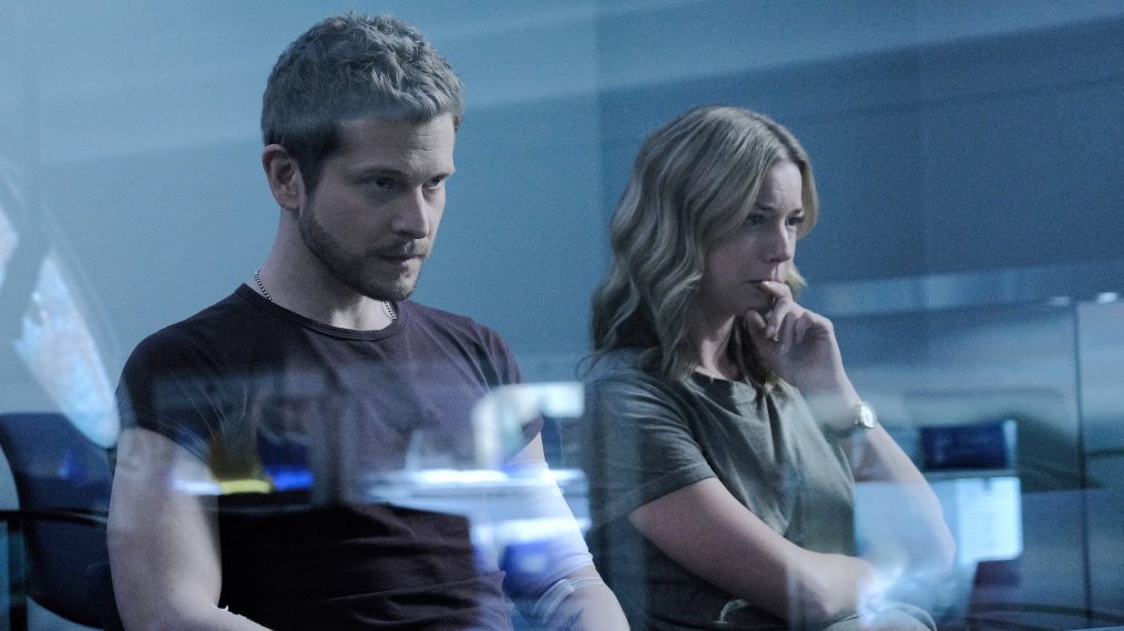 Matt Czuchry and Emily VanCamp in The Resident - 'From the Ashes'