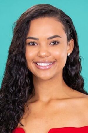 Maurissa Gunn Headshot