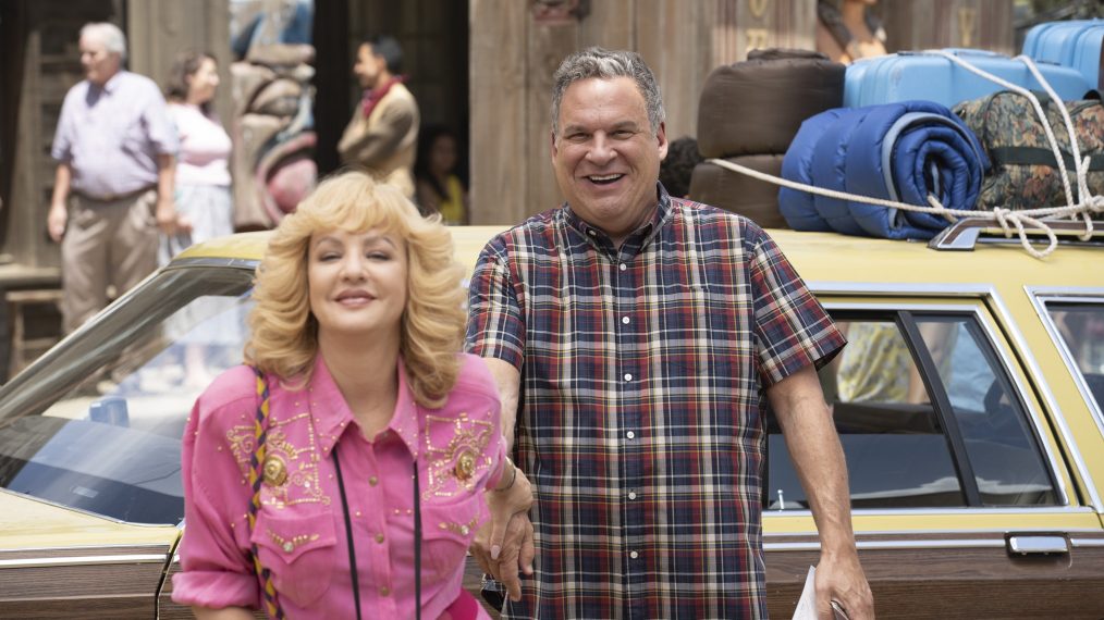 The Goldbergs - Wendi McLendon-Covey and Jeff Garlin