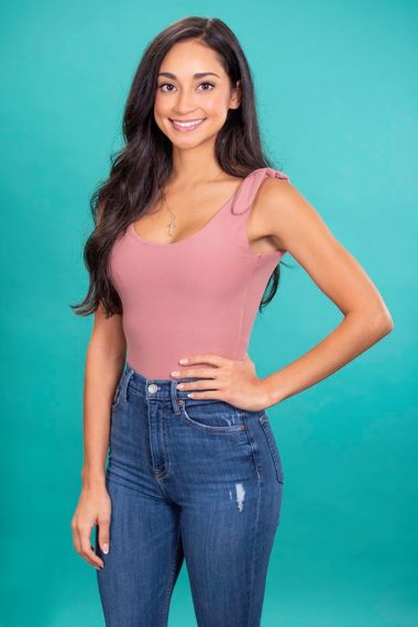 victoria-f-bachelor-2020