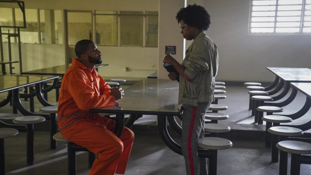 NCIS - 'Institutionalized' - Devale Ellis as Dante Brown, Diona Reasonover as Forensic Scientist Kasie Hines