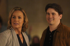 Melora Hardin and Jason Ritter in A Million Little Things