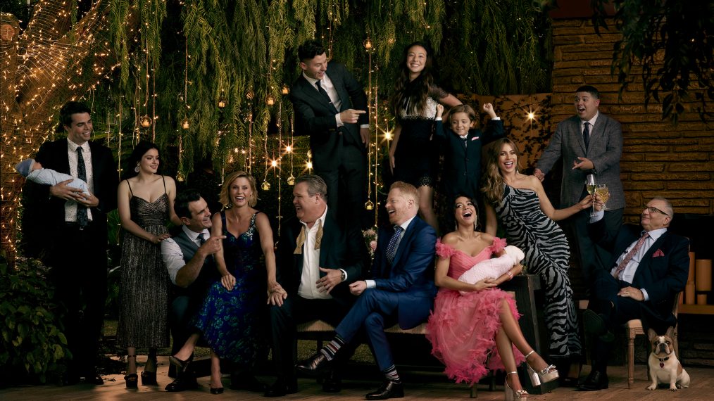 REID EWING, ARIEL WINTER, TY BURRELL, JULIE BOWEN, ERIC STONESTREET, NOLAN GOULD, AUBREY ANDERSON-EMMONS, JESSE TYLER FERGUSON, JEREMY MAGUIRE, SARAH HYLAND, SOFÍA VERGARA, RICO RODRIGUEZ, ED O’NEILL