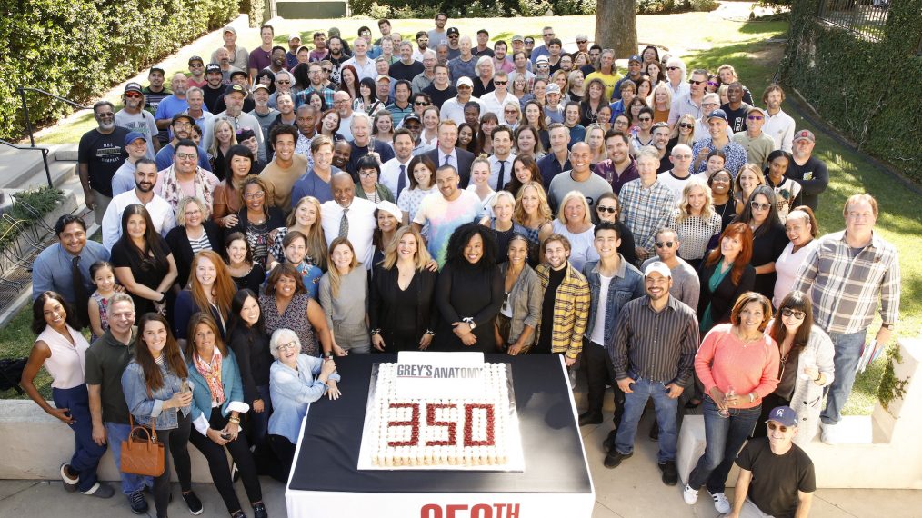 CAST AND CREW OF GREY'S ANATOMY