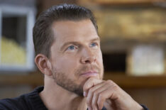 Eric Mabius in Welcome to Christmas