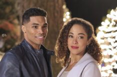 Rome Flynn and Chaley Rose in A Christmas Duet