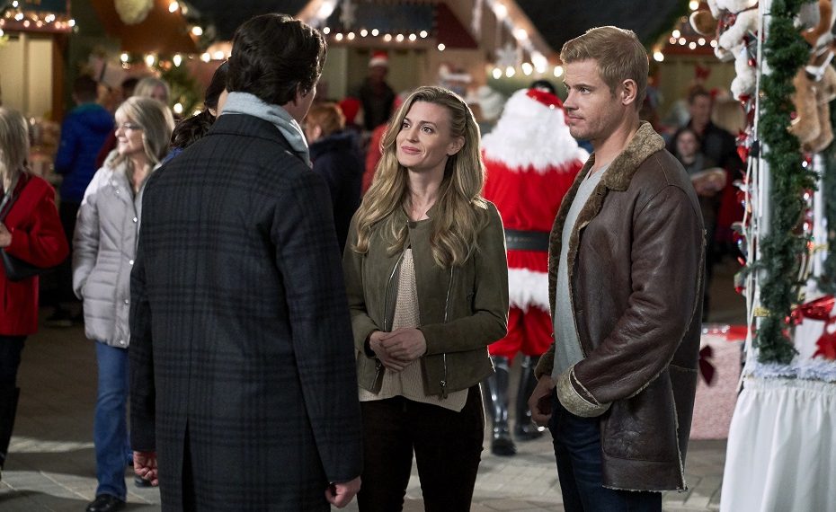 Brooke D'Orsay, Trevor Donovan in Nostalgic Christmas