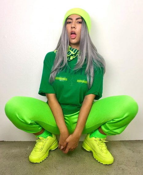 Stephanie Beatriz dresses as Billie Eilish