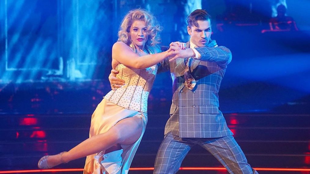 Dancing In The Middle Of The Night Spoiler 'Dancing With the Stars' Episode 7: One Star Dances With a Fractured