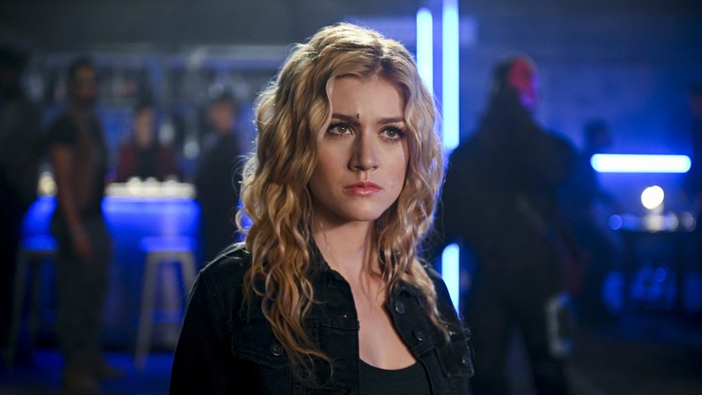 Arrow - 'Welcome to Hong Kong' - Katherine McNamara as Mia