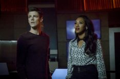 'The Flash' Season 6 Preview: What Leads to 'Crisis'? Will Iris Meet Lois Lane?