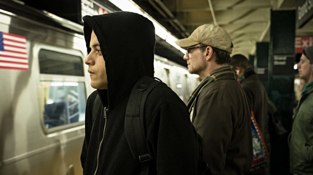 LIST-EM  7 Mindblowing Reasons to Watch: Mr. Robot - List-em