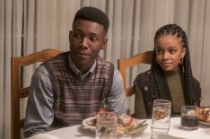 'This Is Us' Sneak Peek: The Pearsons Have a Dinner Party in 'Storybook Love' (PHOTOS)