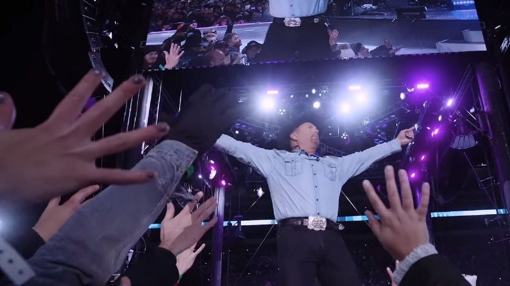 Biography Takes on Garth Brooks' Career in 'The Road I'm On' (VIDEO)