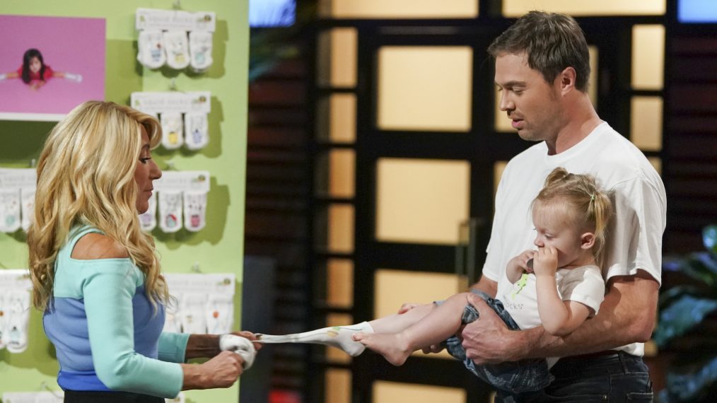 Shark Tank' Episode 3: Robert & Daymond Battle Over Baby Sock Company  (RECAP)