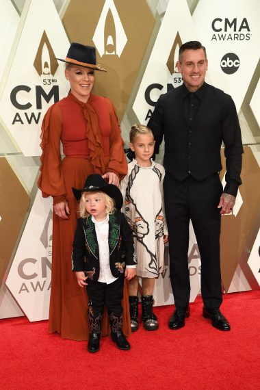 P!nk with her husband Carey Hart and son Jameson and daughter Willow at the CMA Awards