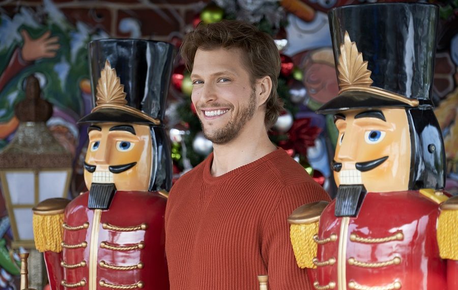 Picture a Perfect Christmas - Jon Cor