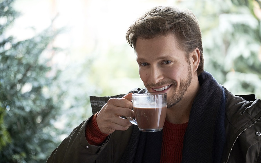 Picture a Perfect Christmas - Jon Cor