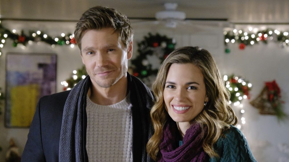 Write Before Christmas - Torrey DeVitto and Chad Michael Murray