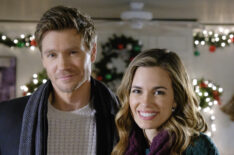 Write Before Christmas - Torrey DeVitto and Chad Michael Murray