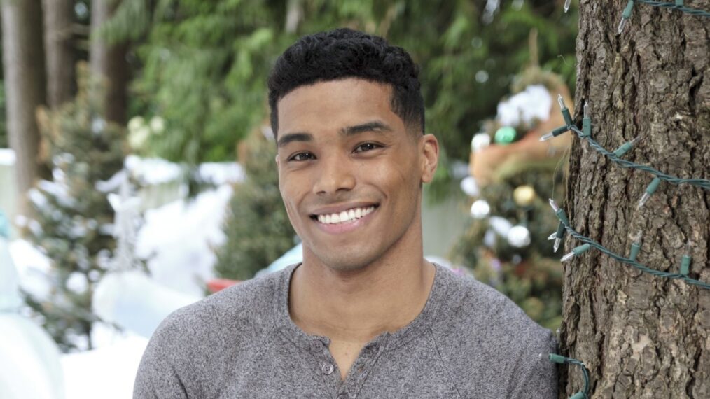 Rome Flynn in A Christmas Duet