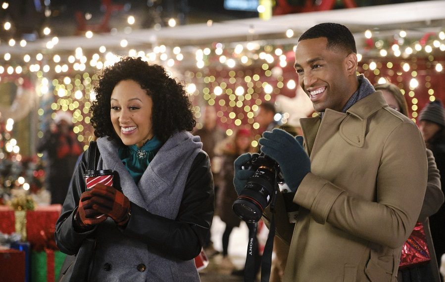 Tamera Mowry-Housley & Brooks Darnell Star in 'A Christmas Miracle' (PHOTOS)