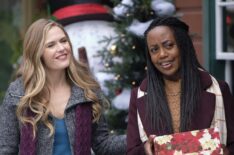 Christmas in Evergreen: Tidings of Joy - Maggie Lawson, Rukiya Bernard