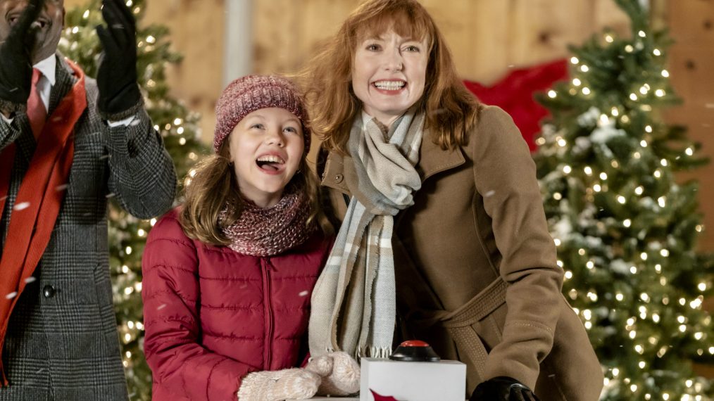 Anna Anderson Epp and Alicia Witt in Our Christmas Love Song