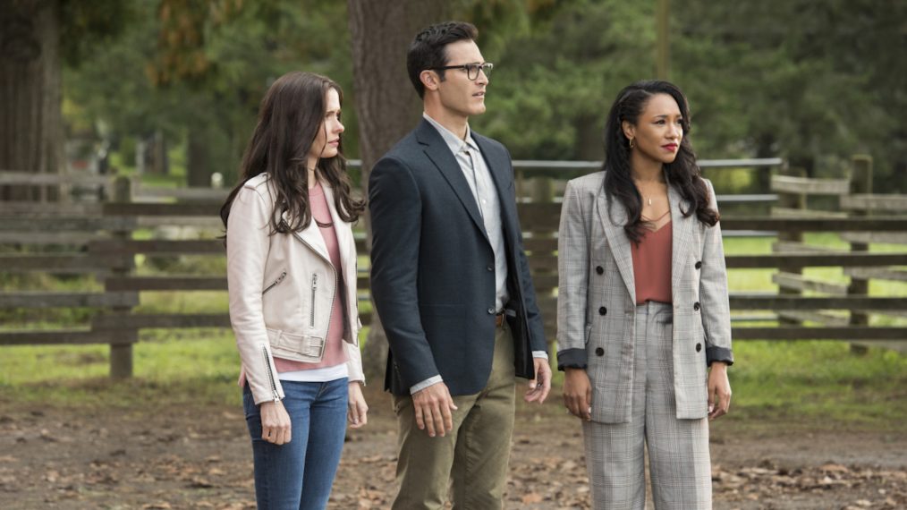 Bitsie Tulloch as Lois Lane, Tyler Hoechlin as Clark Kent/Superman, and Candice Patton as Iris West-Allen in Crisis on Infinite Earths: Part Two
