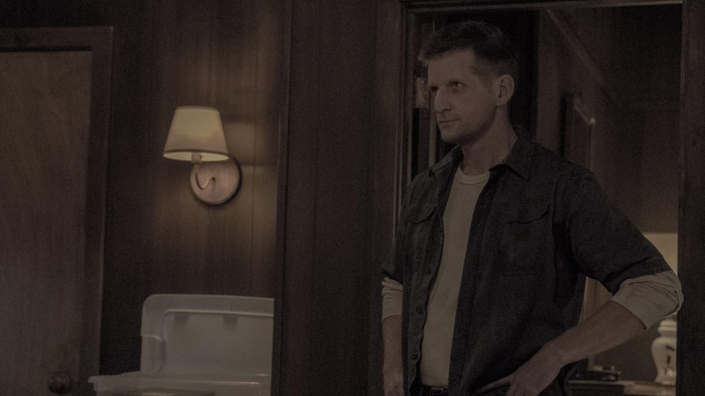 'Castle Rock's Paul Sparks on Ace's Motives, That Shocking Return & More (VIDEO)