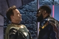 Tom Cavanagh as Pariah and Cress Williams as Black Lightning - Crisis on Earth-X, Part 3