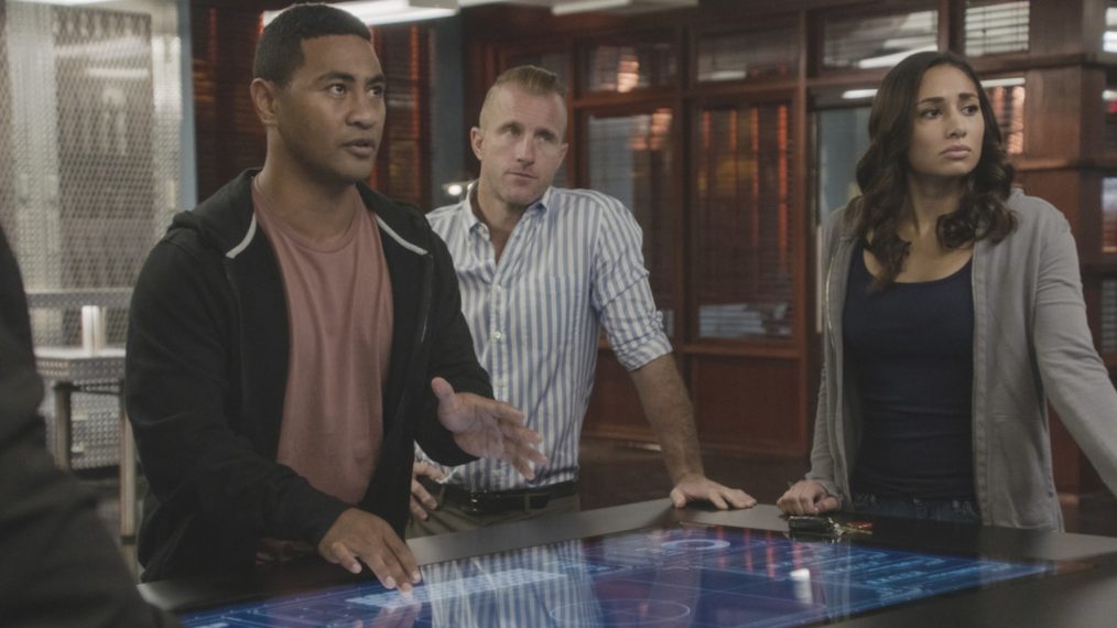 Beulah Koale as Junior Reigns, Scott Caan as Danny 'Danno' Williams, and Meaghan Rath as Tani Rey in Hawaii Five-0