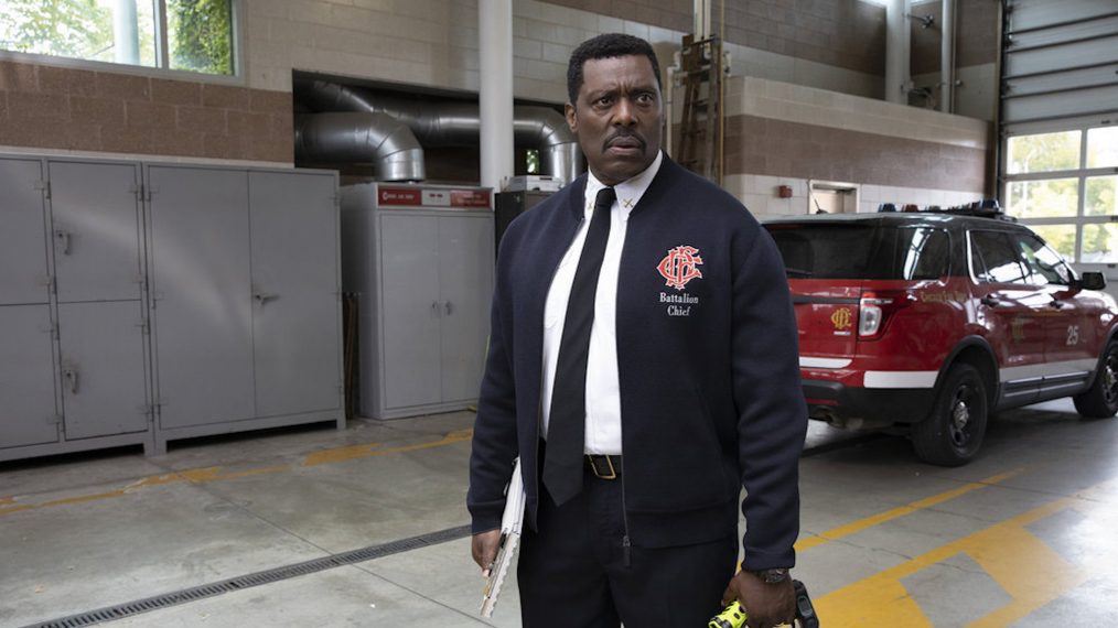 Eamonn Walker as Battalion Chief Wallace Boden in Chicago Fire - Season 8, 'Best Friend Magic'