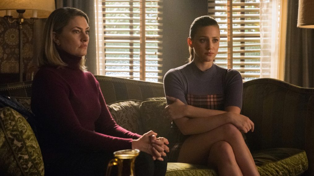 Madchen Amick as Alice Cooper and Lili Reinhart as Betty - Riverdale - 'Chapter Sixty-Five: In Treatment'